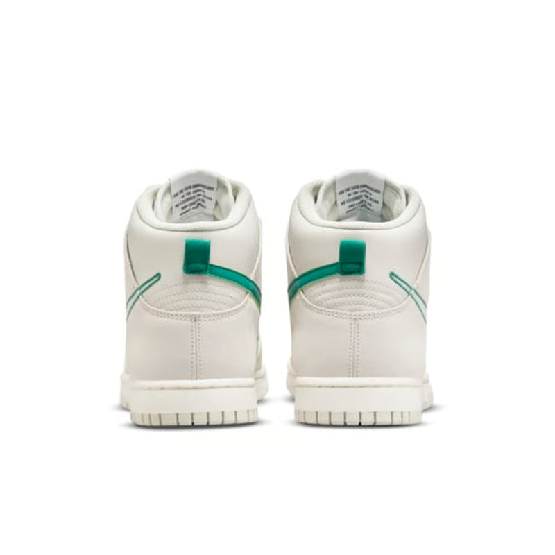 Nike Dunk High SE Écru