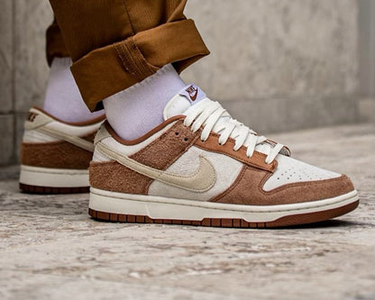 Nike Dunk Low Premium