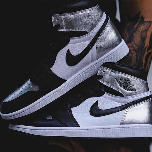Air Jordan 1 Retro High Silver Toe
