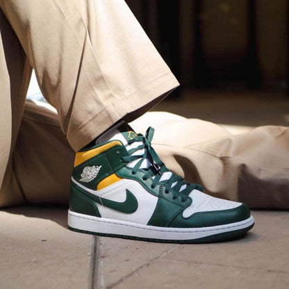 Air Jordan 1 Mid GS Sonics