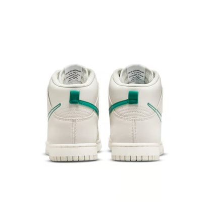 Nike Dunk High SE Écru